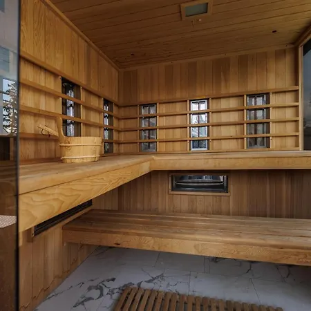 Bauhaus Wellness 102 *