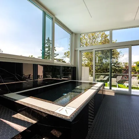 Lägenhet Bauhaus Wellness 102 *