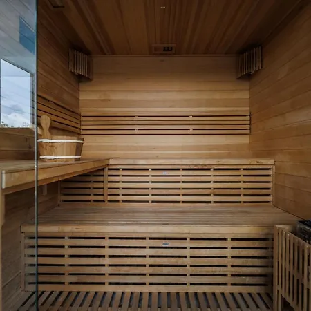 Bauhaus Wellness 102 Lägenhet Siófok