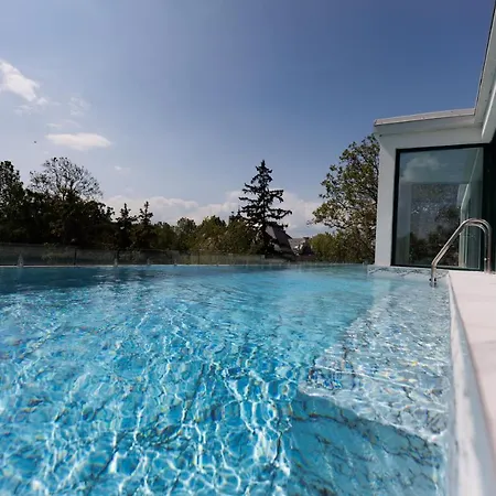 Bauhaus Wellness 102 Lägenhet