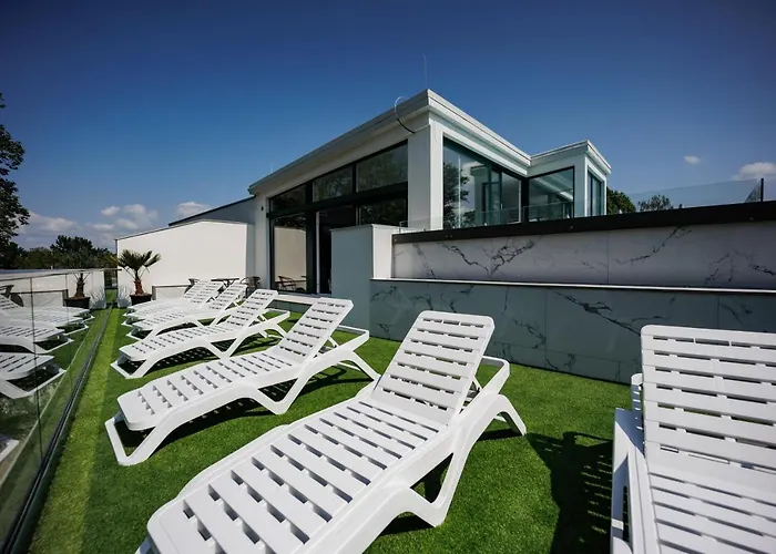 Apartment Bauhaus Wellness 102 *